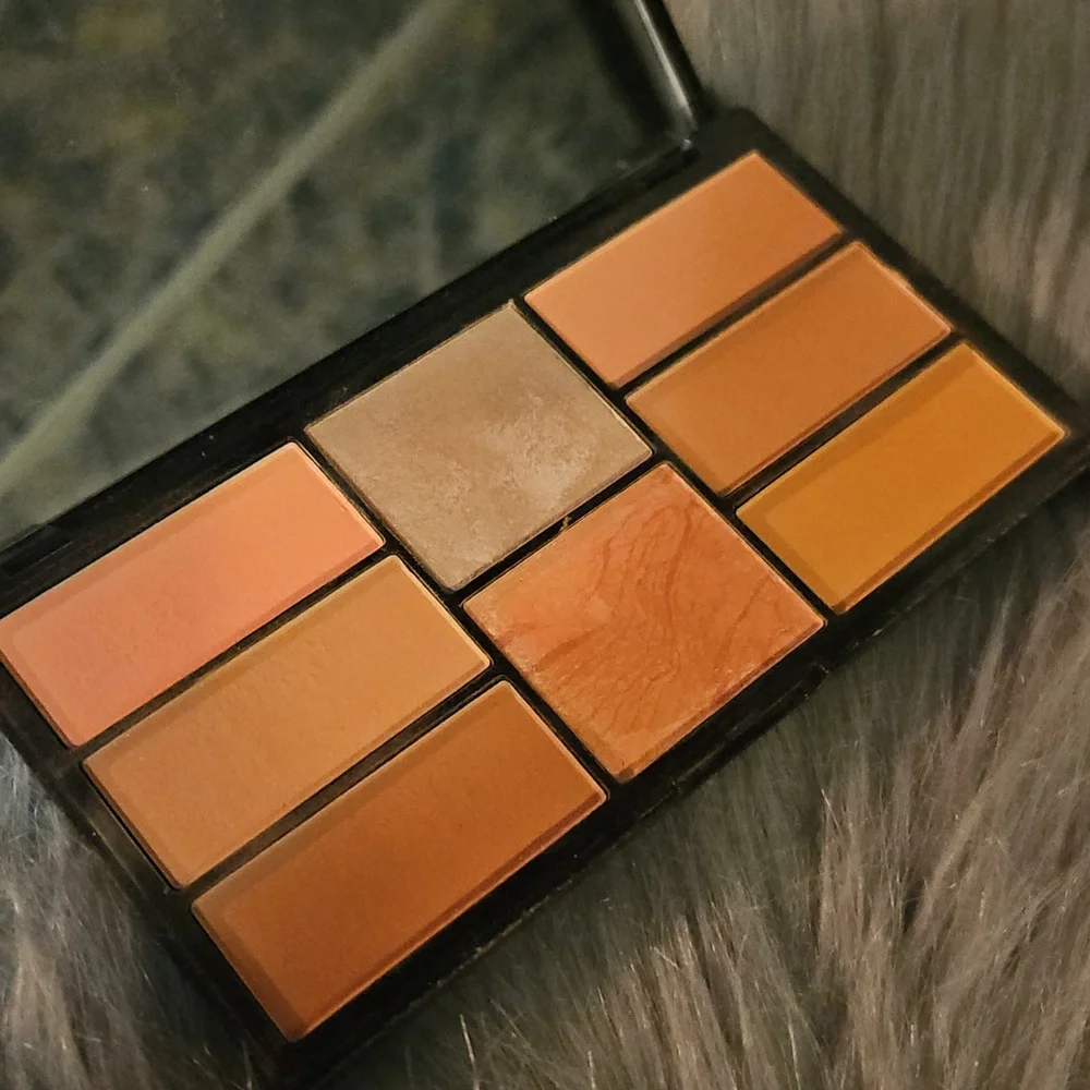 🇬🇧Freedom Pro Blush Palette ✨️🍑Peach & Baked🍑✨️